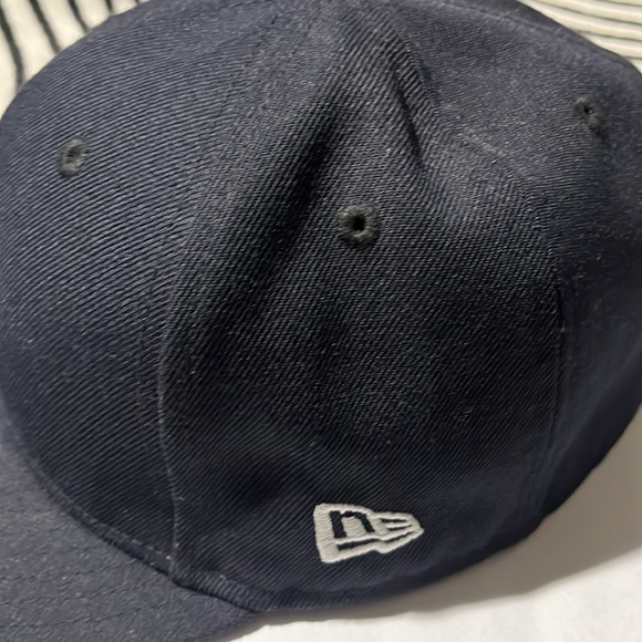 New York Yankees authentic size 7 1/4 - Picture 3 of 12